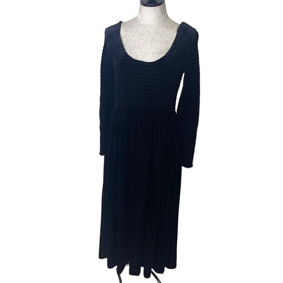 Moda International Vintage Womens Dress Size Medium Black Velvet Smocked Maxi - Picture 1 of 8